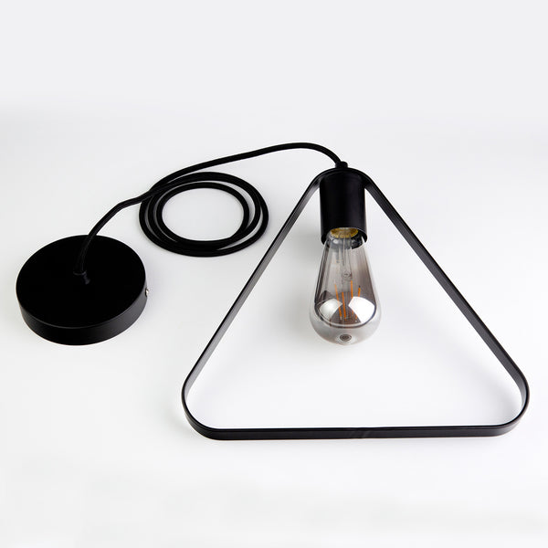 KIT PENDENTE FRAME TRIANGULAR PRETO MATTE TAM. PADRAO